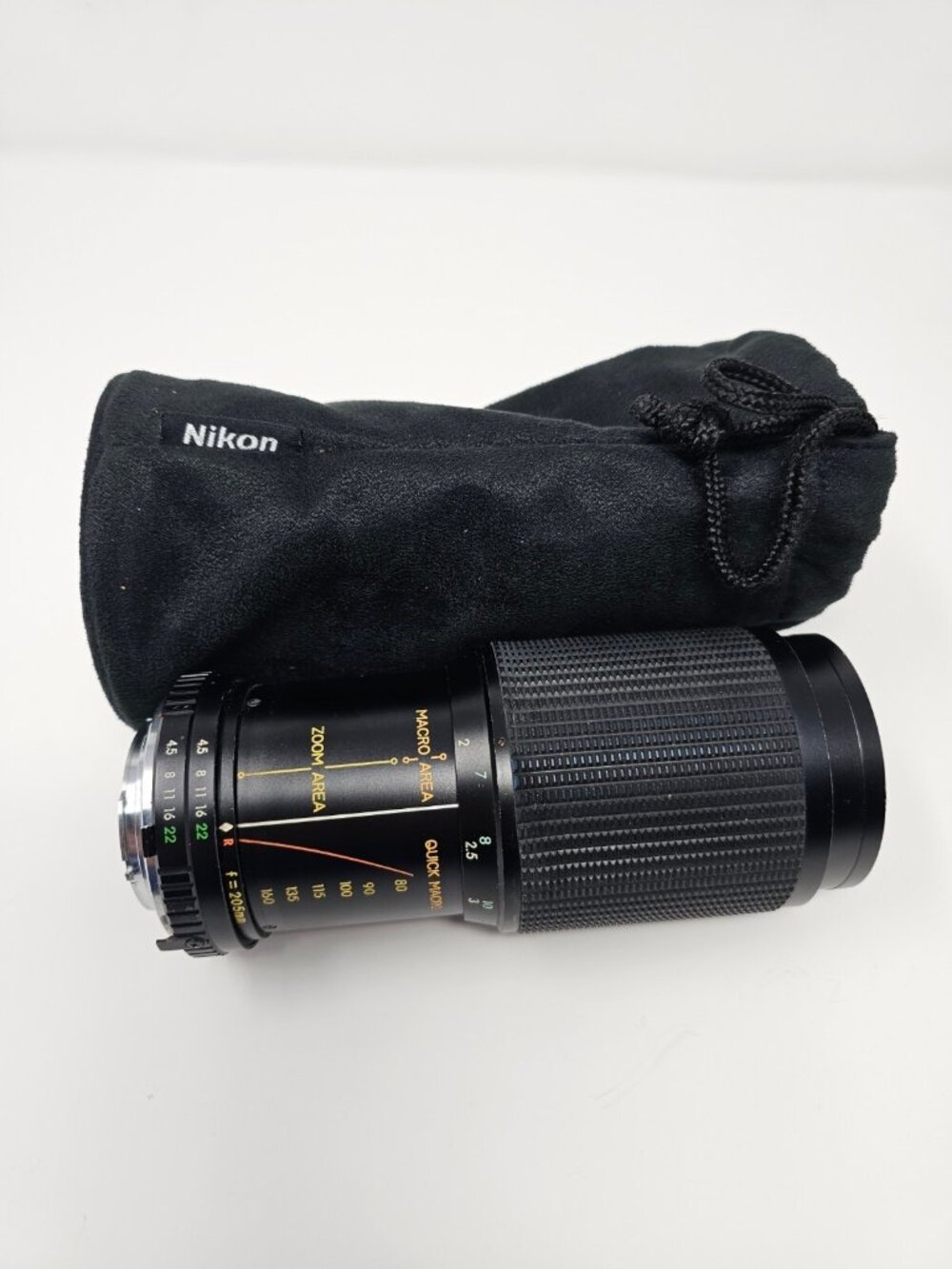Tamron F 1:45 SP 80 - 200mm 52 LD for Nikon Multi/C No. 5403015 with Nikon Bag!